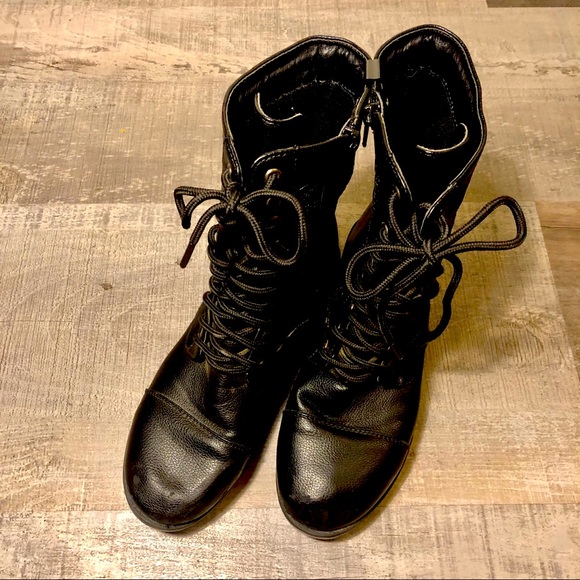 Double platinum sequined boots - Picture 4 of 4